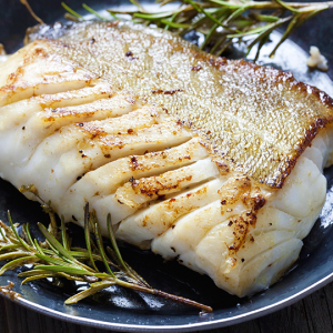 Bacalhau assado no forno em azeite aromático